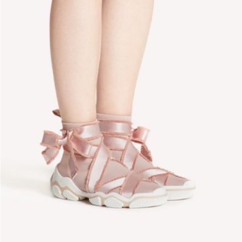 pink valentino glam run sneakers size 9